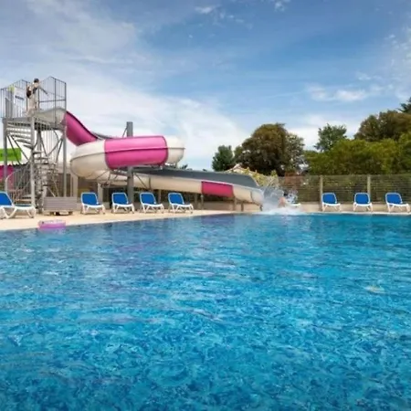 Zecamping 4 Etoiles Anime Piscine Couverte 1km Fitness Mobil-home Tv סן ז'אן דה מון