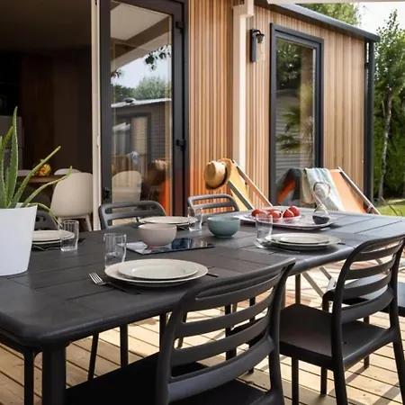 Zecamping 4 Etoiles Anime Piscine Couverte 1km Fitness Mobil-home Tv