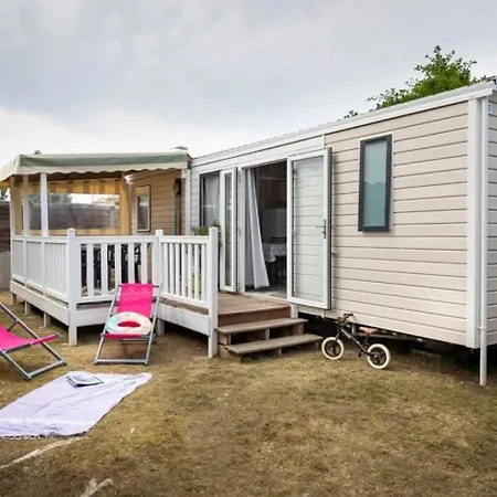 Zecamping 4 étoiles Animé Piscine Couverte 1km Fitness Mobil-home Tv Camping 4*