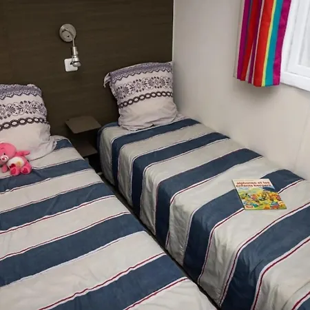 Zecamping 4 étoiles Animé Piscine Couverte 1km Fitness Mobil-home Tv 4*